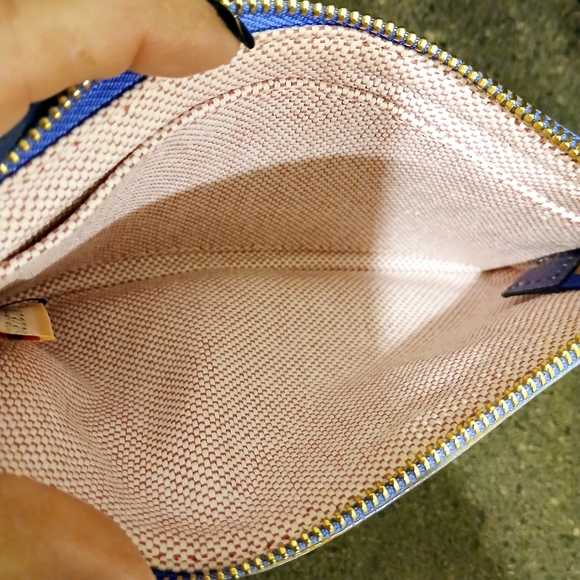 Dooney & Bourke Sky Blue Leather Handbag, Clutch, Wristlet with Gold Zipper - Picture 8 of 16